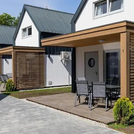 Homes Close To The Beach, Holiday home